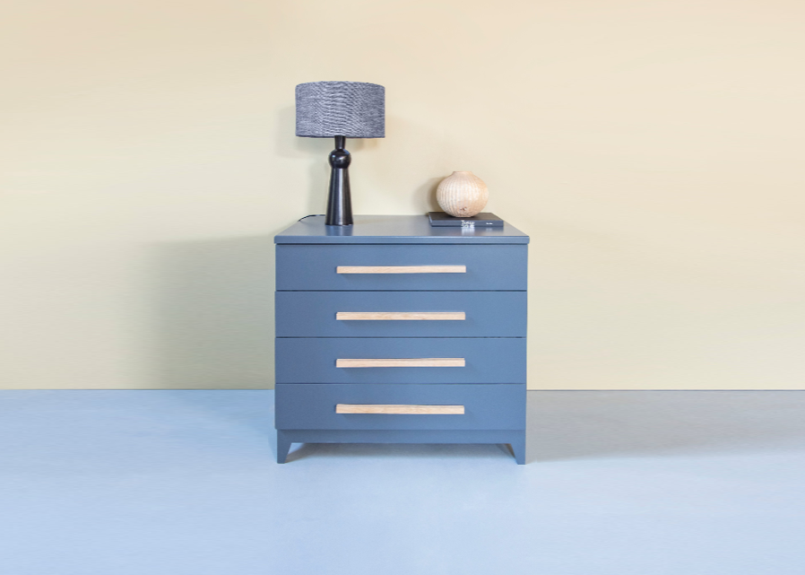 Twighlight chest of drawers - The Room