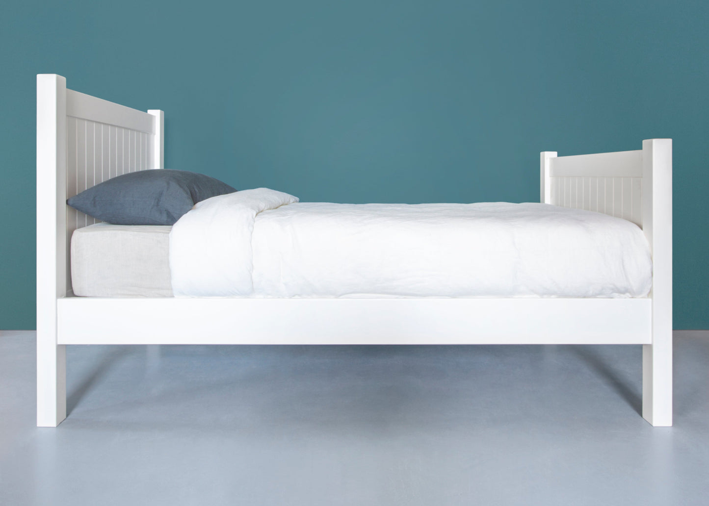 Apollo 1 post bed - The Room