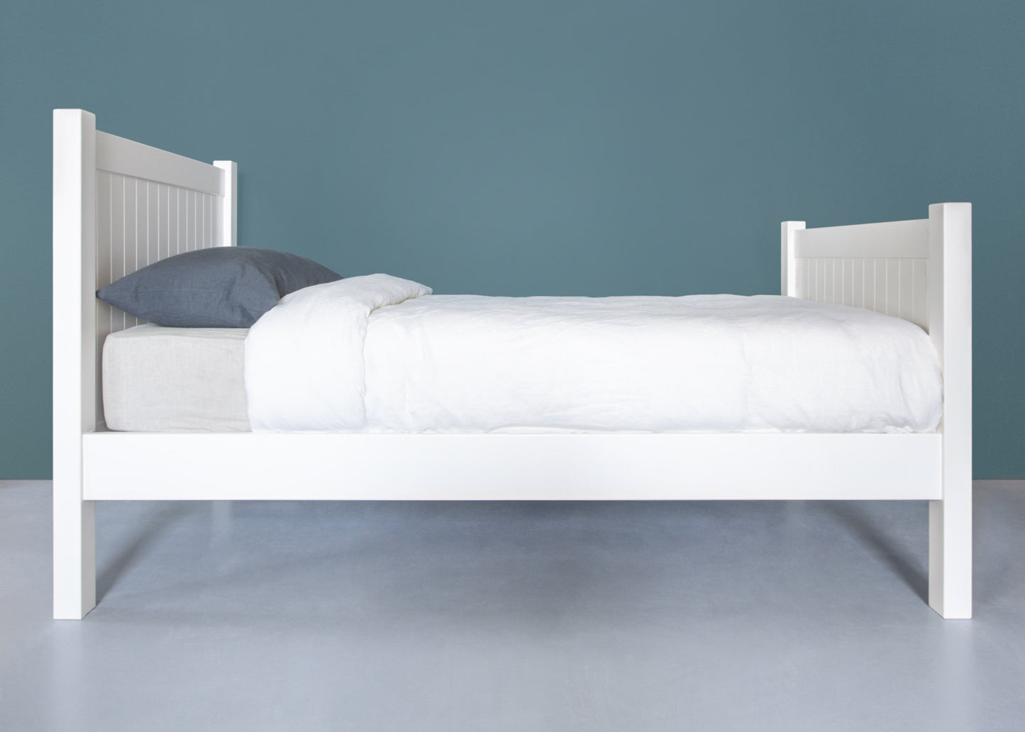 Apollo 2 post bed - The Room