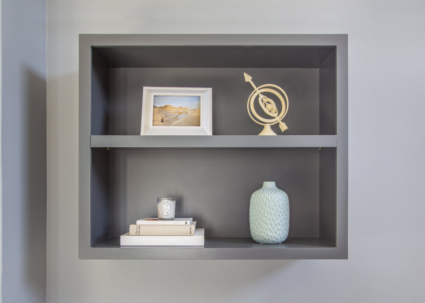 Noonday double shelf - The Room