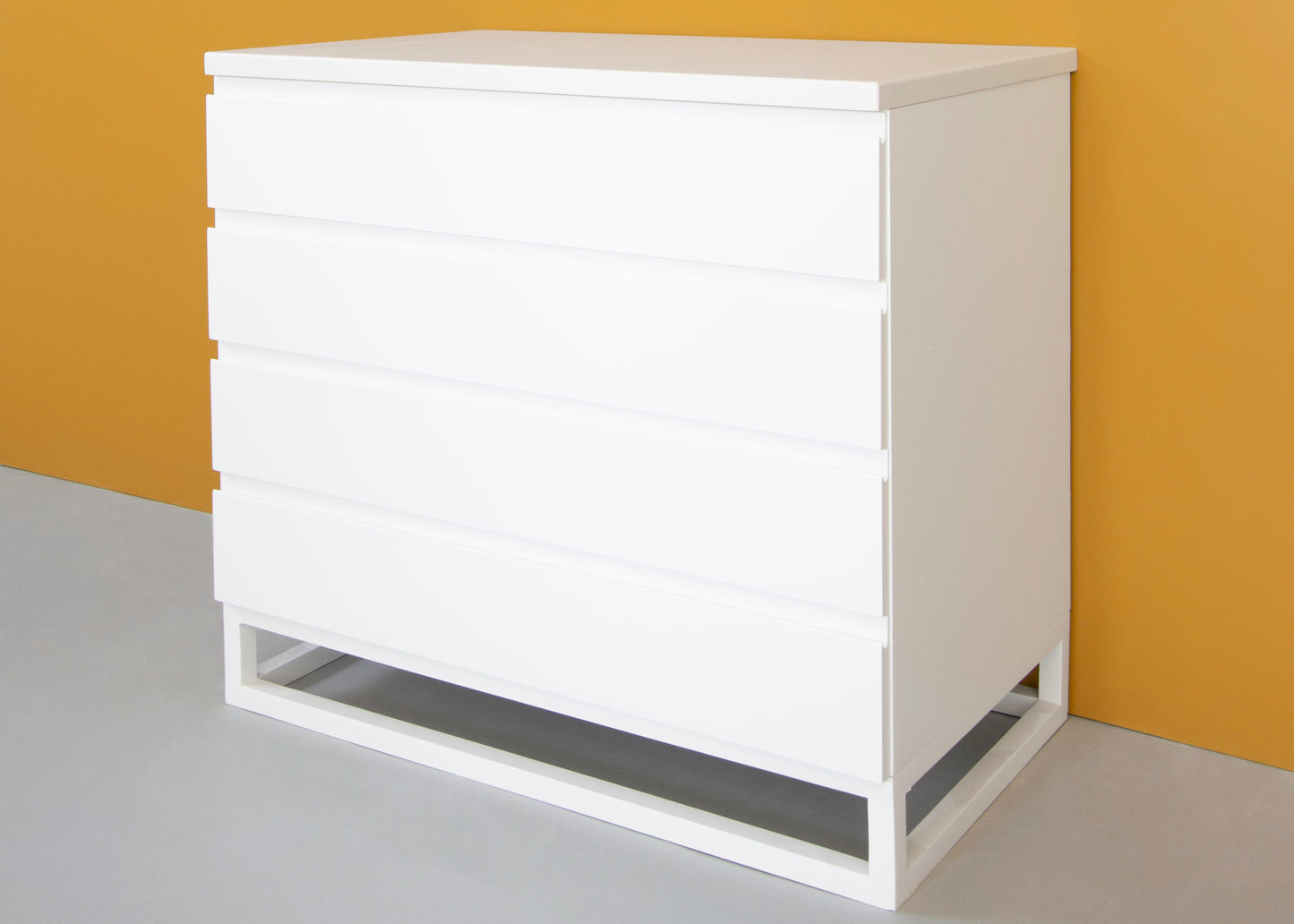 Zodiac chest of drawers - The Room