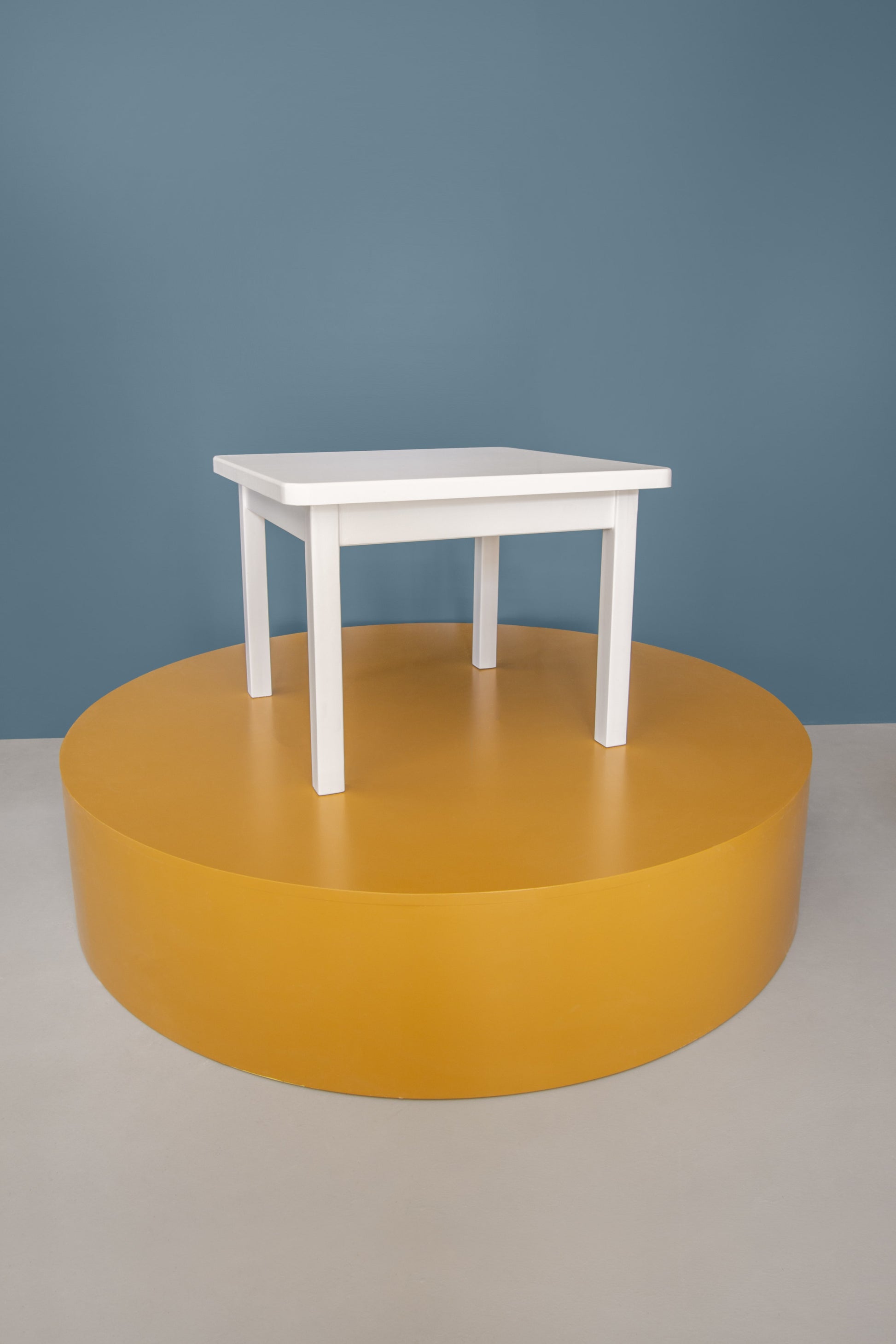 Orbit toddler table - The Room