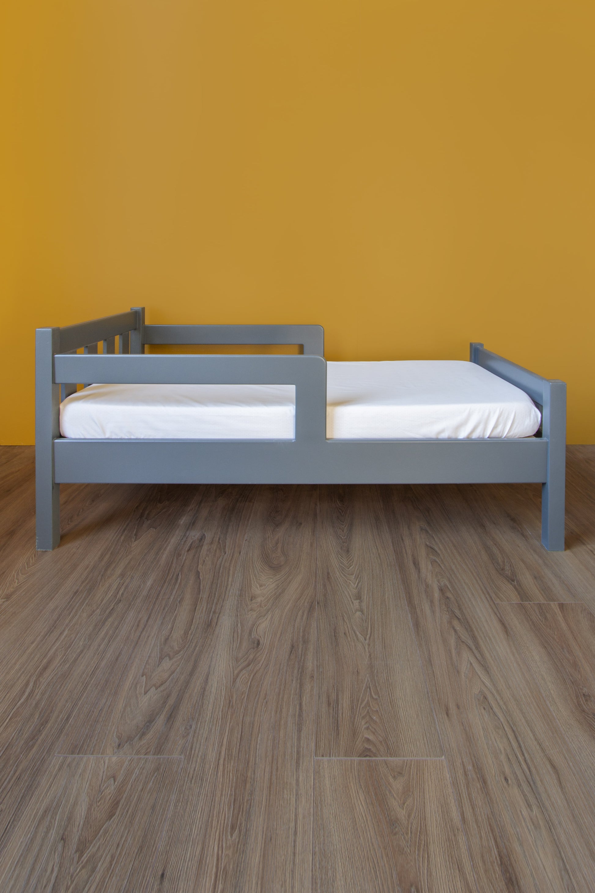Stardust toddler bed - The Room