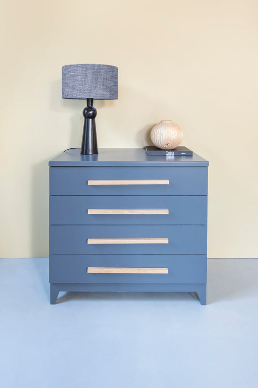 Twighlight chest of drawers - The Room